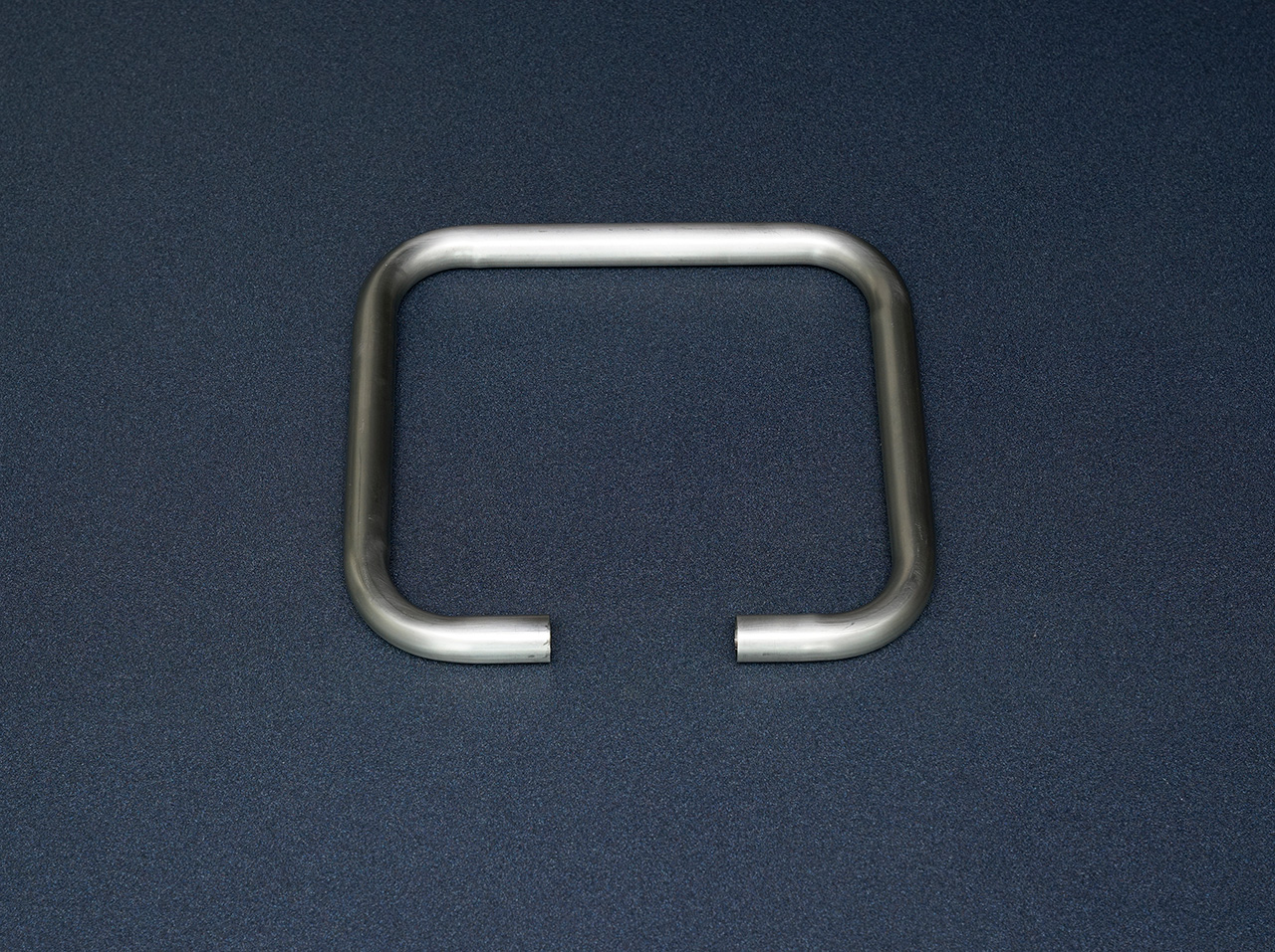 パイプ曲げ　写真2（CNC／両曲）